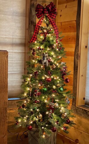 Merry Cabin Christmas!