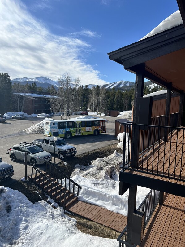 Bus Access right outside the door to WP Mountain Ski Resort!