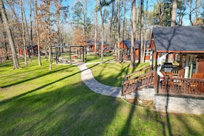 Community Fire Pit | Community Playground | Community Outdoor Dining Area