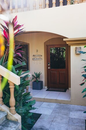 Entrance Villa Pacifico.