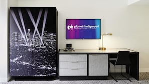 Desk Area