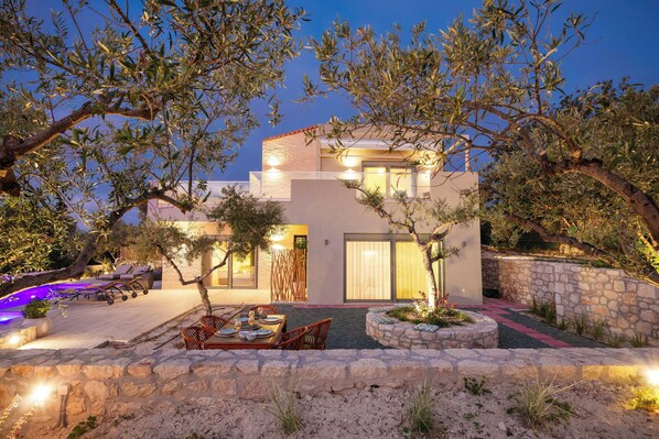 The Villa 