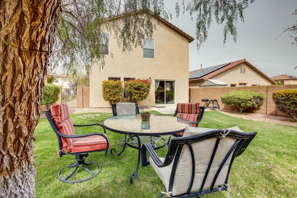 Las Vegas Vacation Rental | 4BR | 2.5BA | 1,900 Sq Ft | Stairs Required