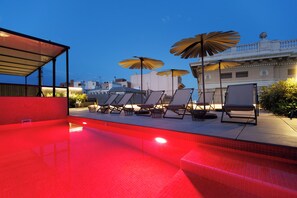 Rooftop pool