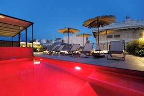 Rooftop pool