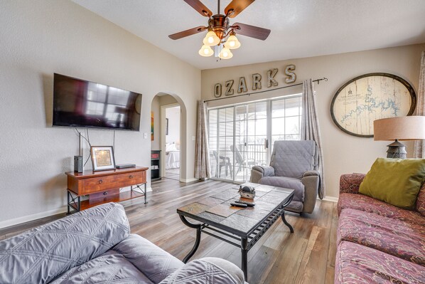 Branson Vacation Rental | 2BR | 2BA | Stairs Required | 1,239 Sq Ft