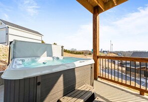 Unwind in the hot tub while soaking in panoramic views, whether you're enjoying the sunshine or a starry night.