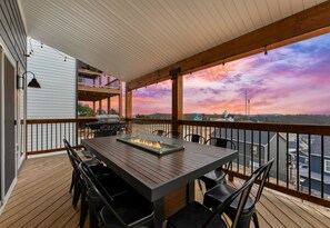 Dine al fresco with a sunset backdrop that turns every meal into a special occasion.