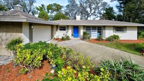 Garage and Driveway Parking