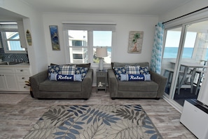 2 Single Sleeper Chairs in Living Area