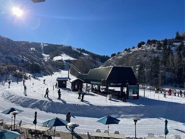 Snow and ski sports