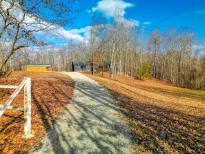 Secluded Entryway