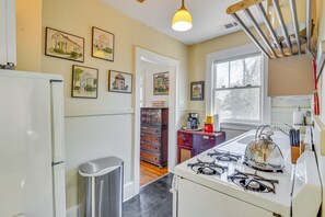 Kitchen | Drip & French Press Coffee Makers | Stove/Oven