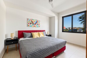 Condo - Image 4