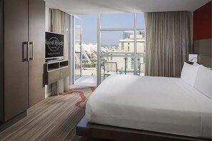 1 King bed