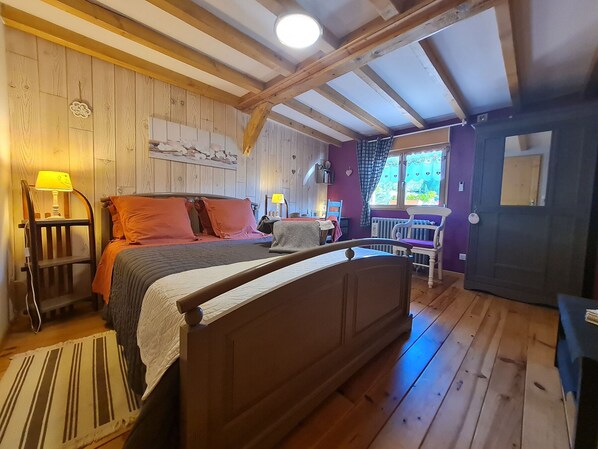chambre côté jardin avec lit de 160