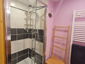 douche
Toilette séparée