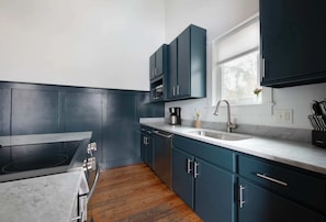 Fully equipped kitchen with everything you need to cook a meal