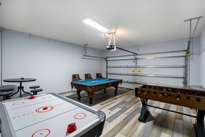 Spielezimmer