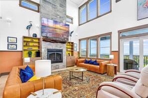 An artist's dream home away from home