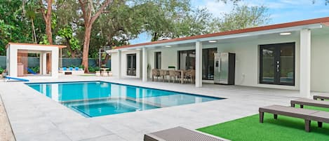 Diving into Luxury: My Personal Paradise Unveiled.