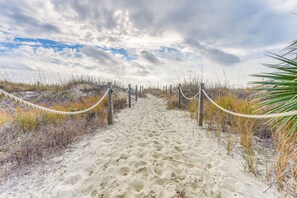 On-Site Beach Access | Community Outdoor Pool (Heated)