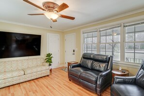 Living Room | Full Sleeper Sofa | 85” Smart TV | Free WiFi