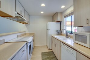 Kitchen | Cooking Basics | Dishwasher | Keurig | Trash Bags | Paper Towels