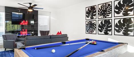 Spielezimmer