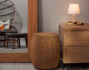 guestroom mirror