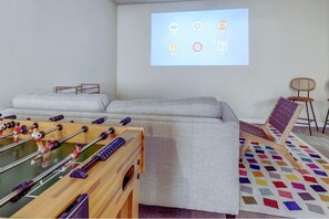 Spielezimmer