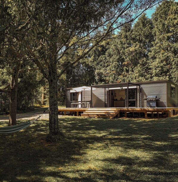 The hammock and cottage from the outside