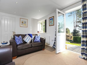 Living area | The Lodge, Carlyon Bay