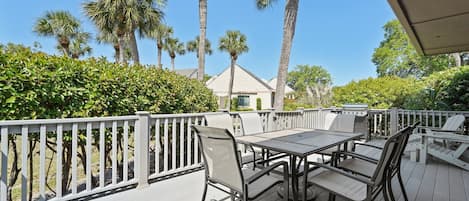 Private Deck