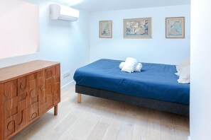 Room 2