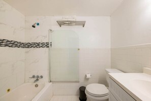 Spacious bathroom