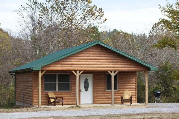 2 Bedroom Log Cabin