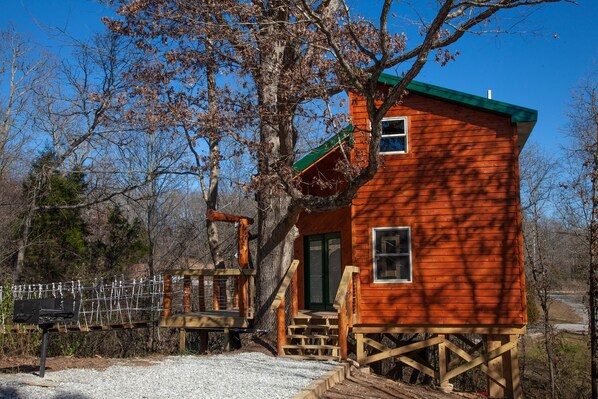 Treehouse Exterior