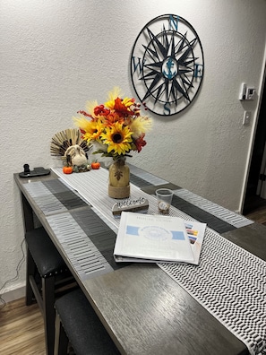 House Guide with local recommendations