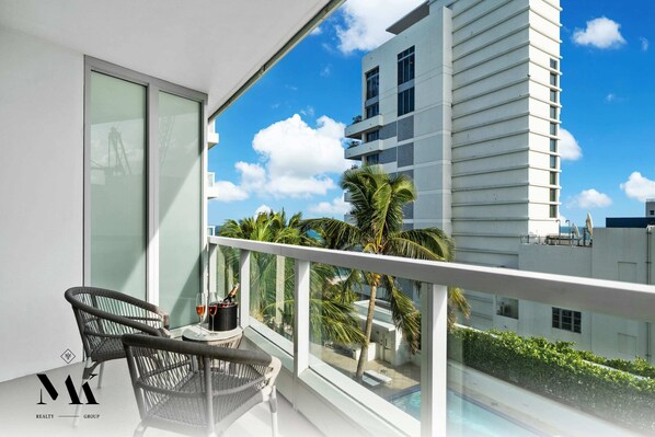 "We absolutely loved our stay at Maks condo at the Fontainbleu in Miami! There is no better place in Miami than this resort, plus the value of this condo was incredible! The room offered plenty of space, the jacuzzi was amazing, and we even had a partial view of the ocean. Mak was also very responsive and accommodating during our stay. I can’t wait to be back soon and would recommend to anyone...