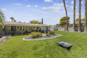 Huge Back yard with real Grass