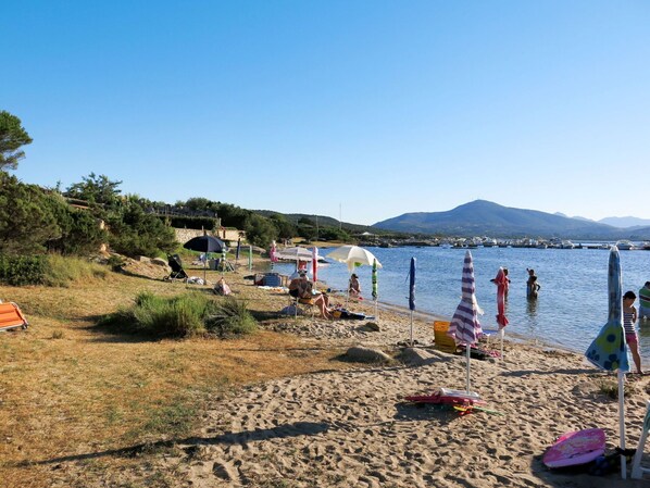 Himmel, Wasser, Pflanze, Baum, Strand, Küsten Und Ozeanische Forms, See, Freizeit