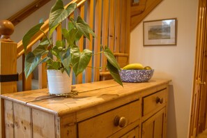 Plant on the dresser at Carriden