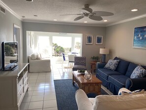 Living Room - Sunset Royale - 314, Tropical Sands Accommodations