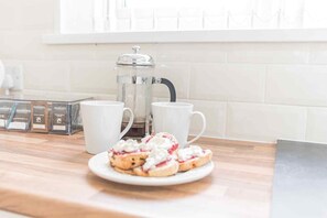 A selection of complimentary local tea and coffee provided