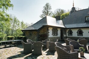 Front Terrace 