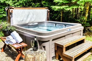 Bain à remous extérieur