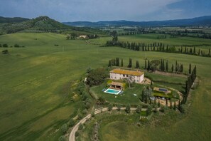 Activities, Balcony / Terrace / Patio, Building Exterior, Garden, Main Entrance, Pool, Spring, Summer
