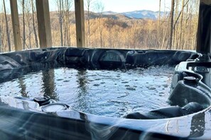Sip your favorite drink from the hot tub while taking in the beautiful views of the Appalachian mountains. 