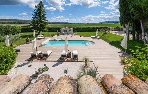 pool